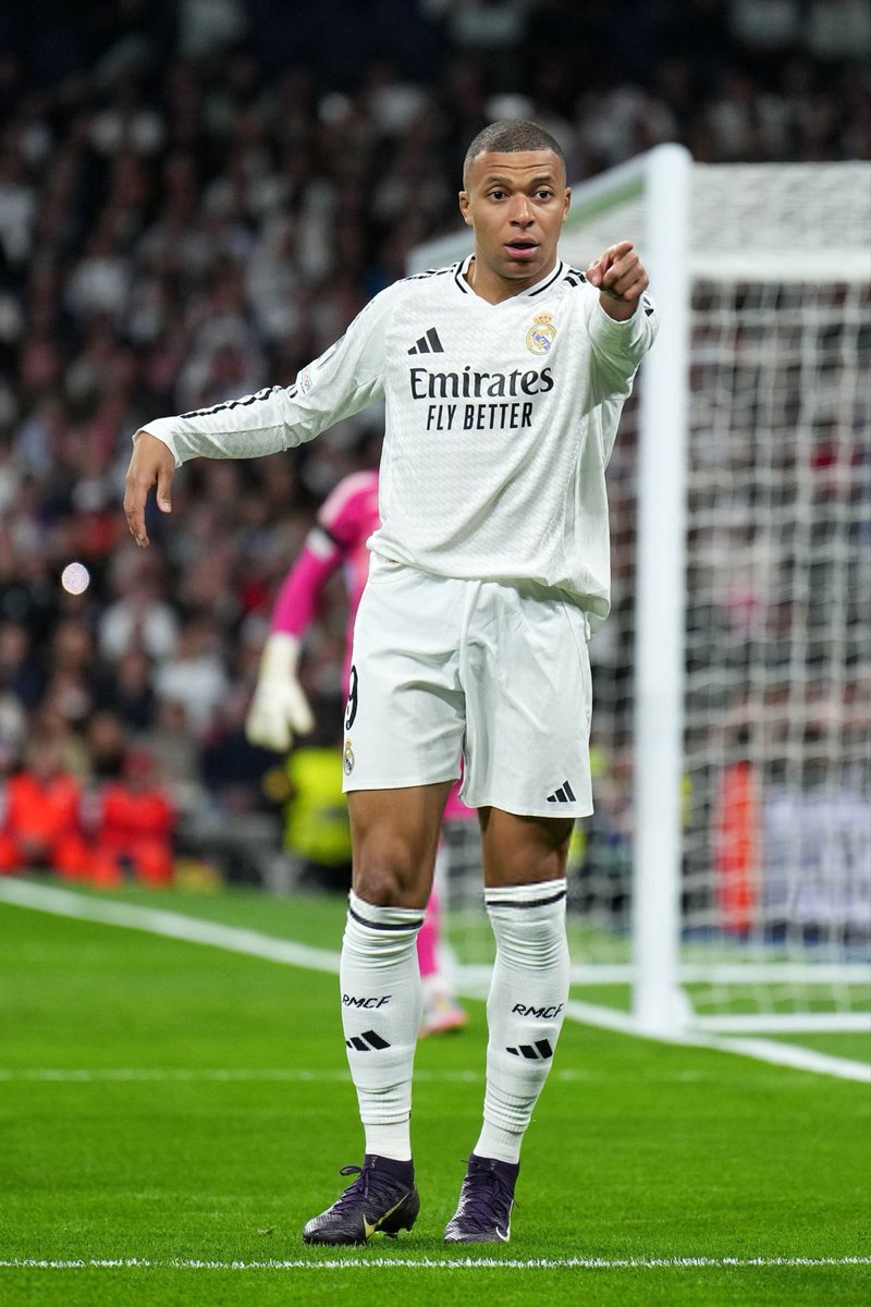 Instant Foot ⚽️ tweet media