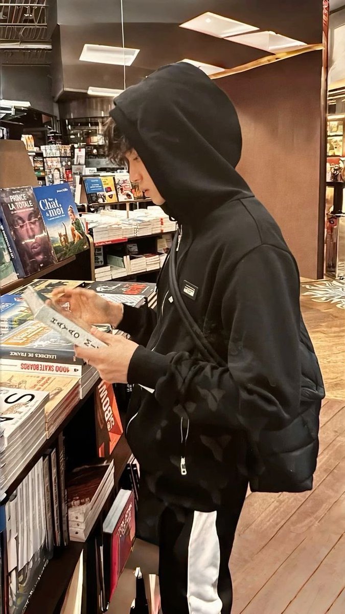 haechcom's tweet image. D-51 until Haechan's Birthday