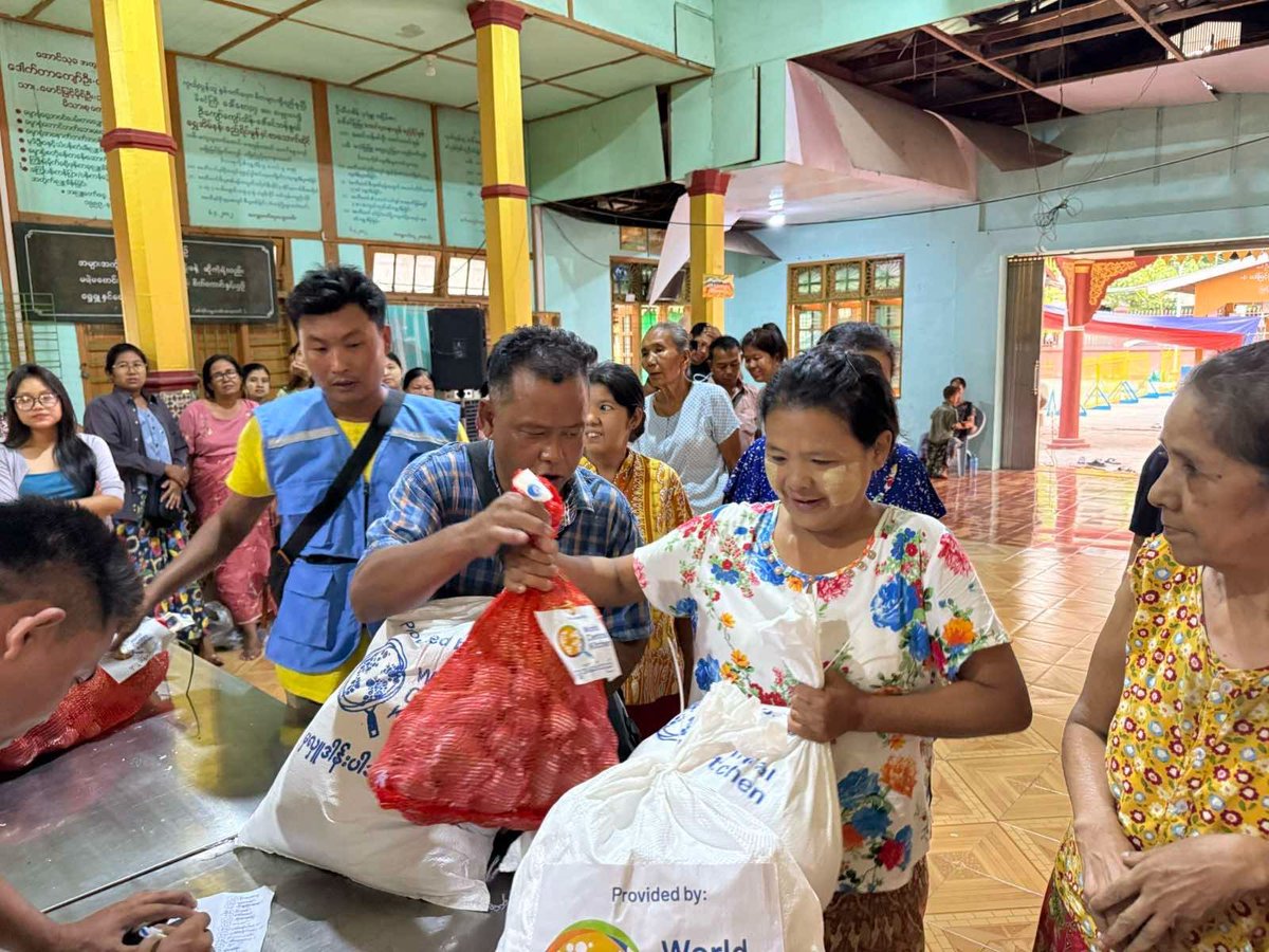 HFUSA's tweet photo. #Grateful to collaborate with @WCKitchen to feed people still reeling from the #earthquake in #Myanmar. 

We packed and gave out *800 family packs* in the Mandalay region. Each can last a family of 4 for one week.

#DisasterRelief #HF30Years #MyanmarEarthquake https://t.co/FXoIEPISJd