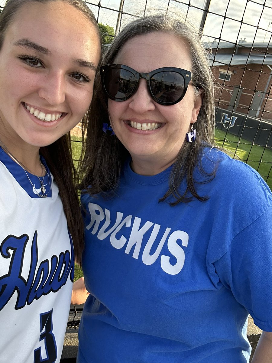 Thank you so much <a href="/55KateB/">Kate</a> for inviting me to <a href="/HebronSoftball/">Hebron Softball</a> tonight! You throw some 🔥, and I had a blast!! So very proud of you! #hpnd