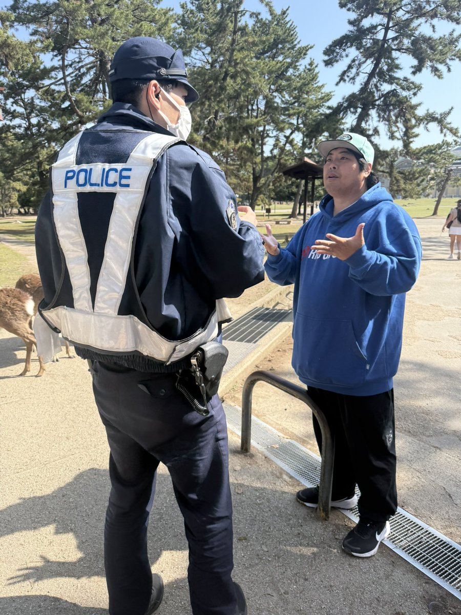 hezuruy's tweet photo. 【警告】
アンチが警察に虚偽の通報をしパトロールが妨害されました。
自分は誰とも喧嘩をしていないです。
中国人が鹿さんに蹴りを入れたらぶん殴りそうになりますが必死に我慢します。
迷惑だし活動ができなくなるので止めて下さい。 https://t.co/Y55Qdhn47r