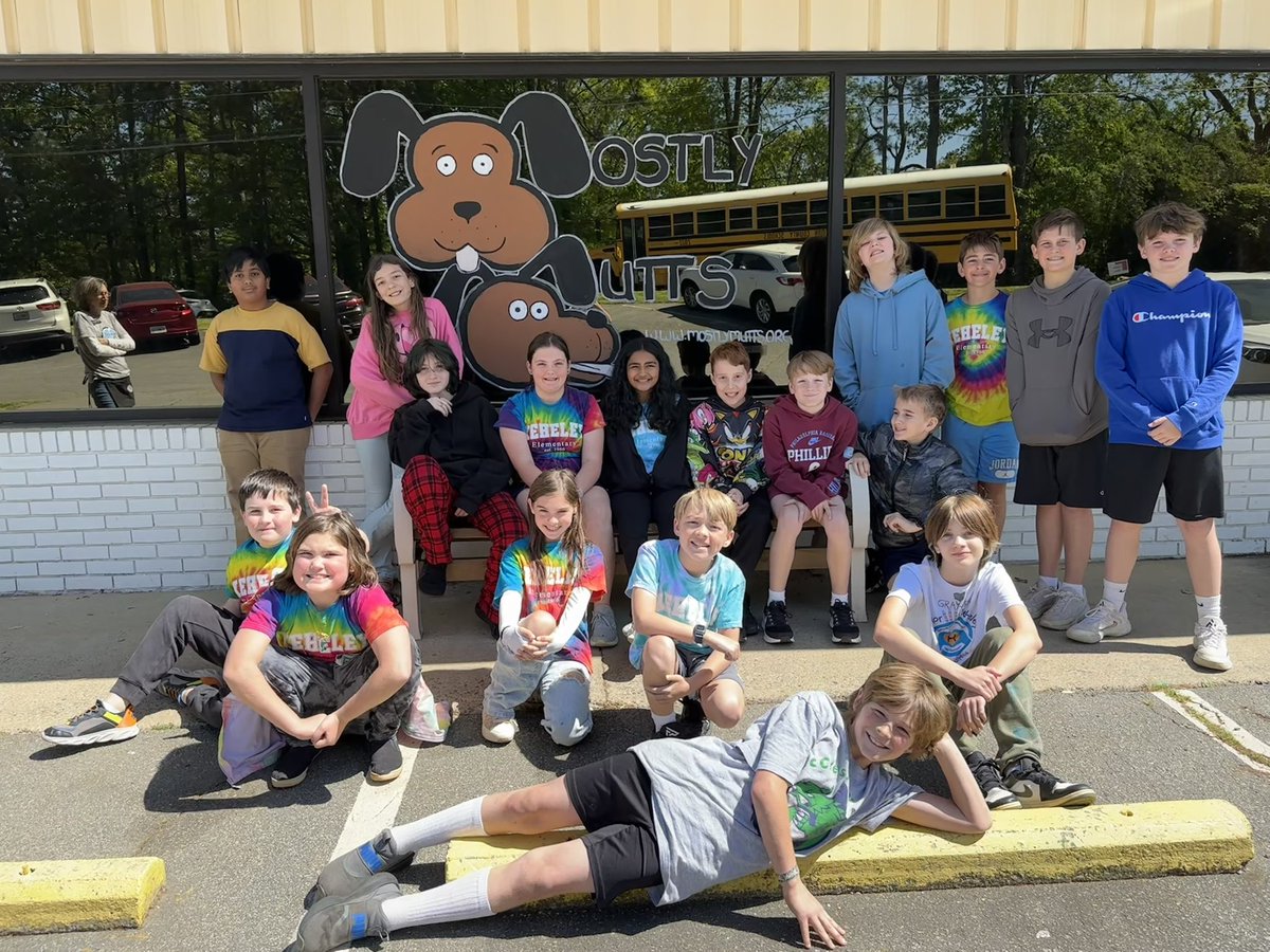 Service Learning at its best! 5th grade 🎯students researched community needs and collected hundreds of items to donate to <a href="/MostlyMuttsATL/">Mostly Mutts</a> . They welcomed us with open arms to teach us about their mission! <a href="/keheleycomets/">Keheley Comets</a> <a href="/CobbAlp/">Cobb ALP</a> <a href="/MrsBgifted/">Michelle Bramlett</a> #lovetolearnhere