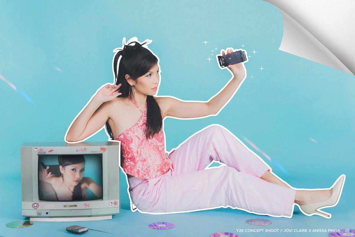 joviclaire's tweet photo. Y2K-inspired shoot! During the shoot &amp; editing, there was a lot of Britney &amp; Hilary Duff playing in the background - just to set the vibe! 📷

Model: Anissa Pinga
Photography &amp; Editing by @joviclaire 
Concept &amp; Set Design by Abbey Mangaser  &amp; @joviclaire

#y2k #2000s #photography https://t.co/ztXdwjJEcX
