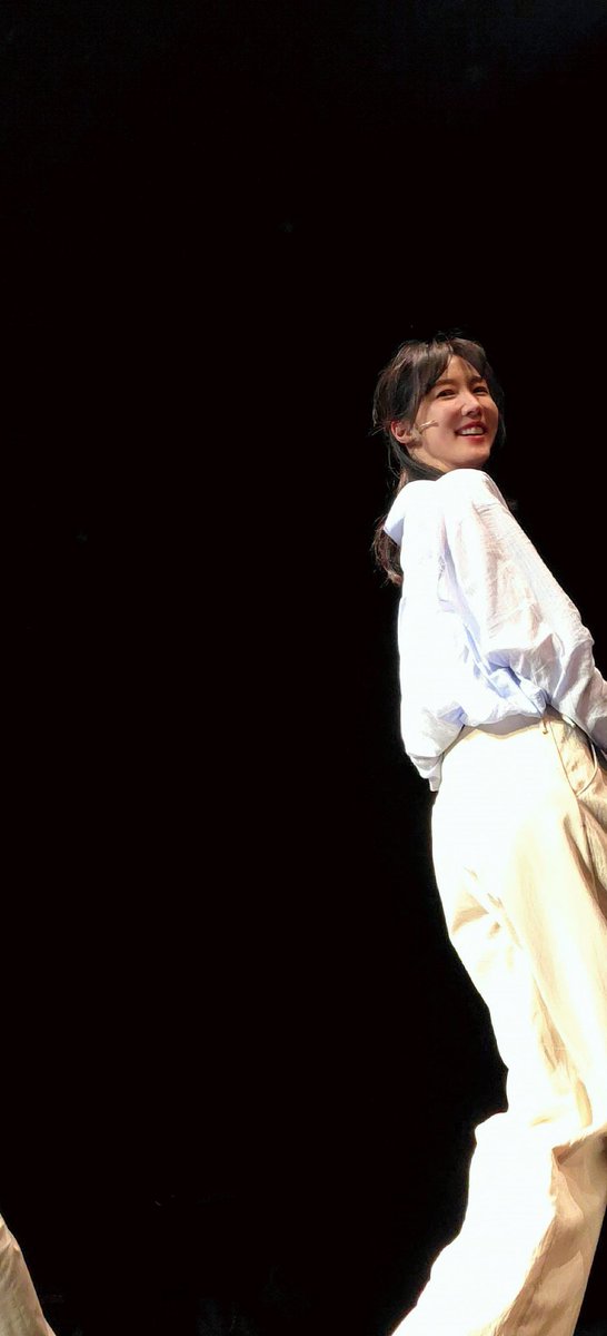ROO_W_'s tweet photo. 사심이 잔뜩 들어간 예쁜 지희
#이수경 https://t.co/crrNBAuIvB