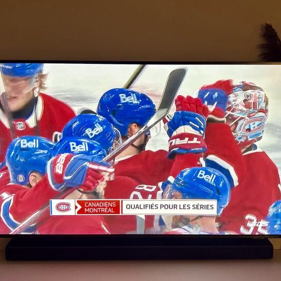 Montréal aura son printemps!!! 🥳

Une nouvelle saison commence et tous les espoirs sont permis. Quoiqu'il arrive, l'avenir est radieux pour le CH!

Bonnes séries tout le monde! 

#gohabsgo
