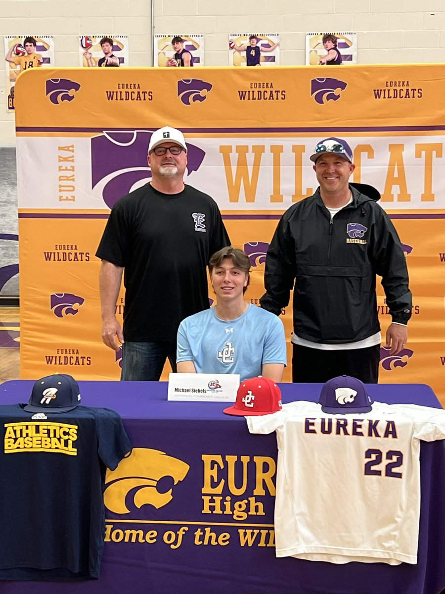 EurekaWildcatBaseball tweet media