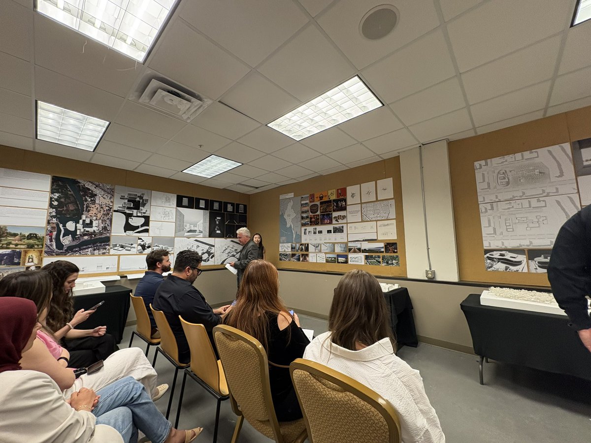 Thom_Chuparkoff's tweet image. Today was a fun one!!!! 

I am so honored to have spent the whole day with so many great young minds at the University of South Florida #SchoolofArchitectureandCommumityDesign

#thesispresentation
#greatwork
#inspiring
#giveback