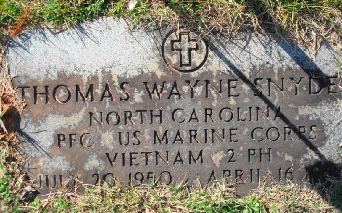 Good Night.🇺🇸

Remember Thomas today. 

Forever 18