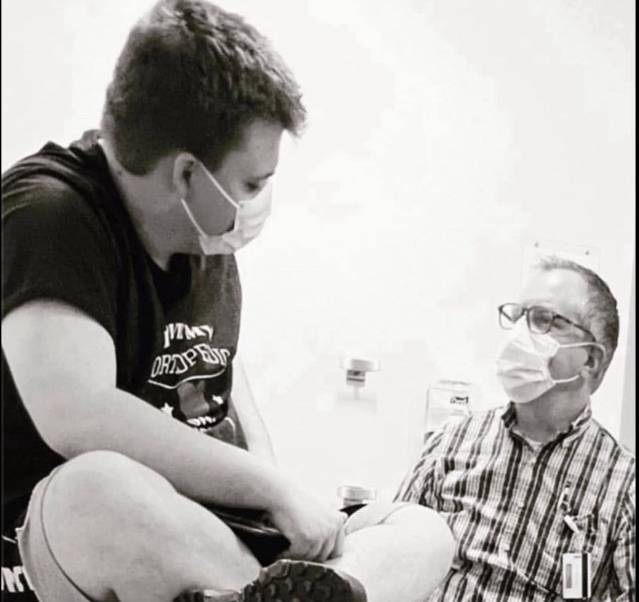 jordankeller59's tweet photo. @RobertKennedyJr this is Jordan Keller and his Orthopedic Surgeon Dr Anderson.  This is a success story when it comes to #autism thankfully Dr Anderson has put a lot of hours in the past 15 years in regards to Jordan.  Jordan would not be where he is without Dr Anderson. https://t.co/7KzWuUFF2b