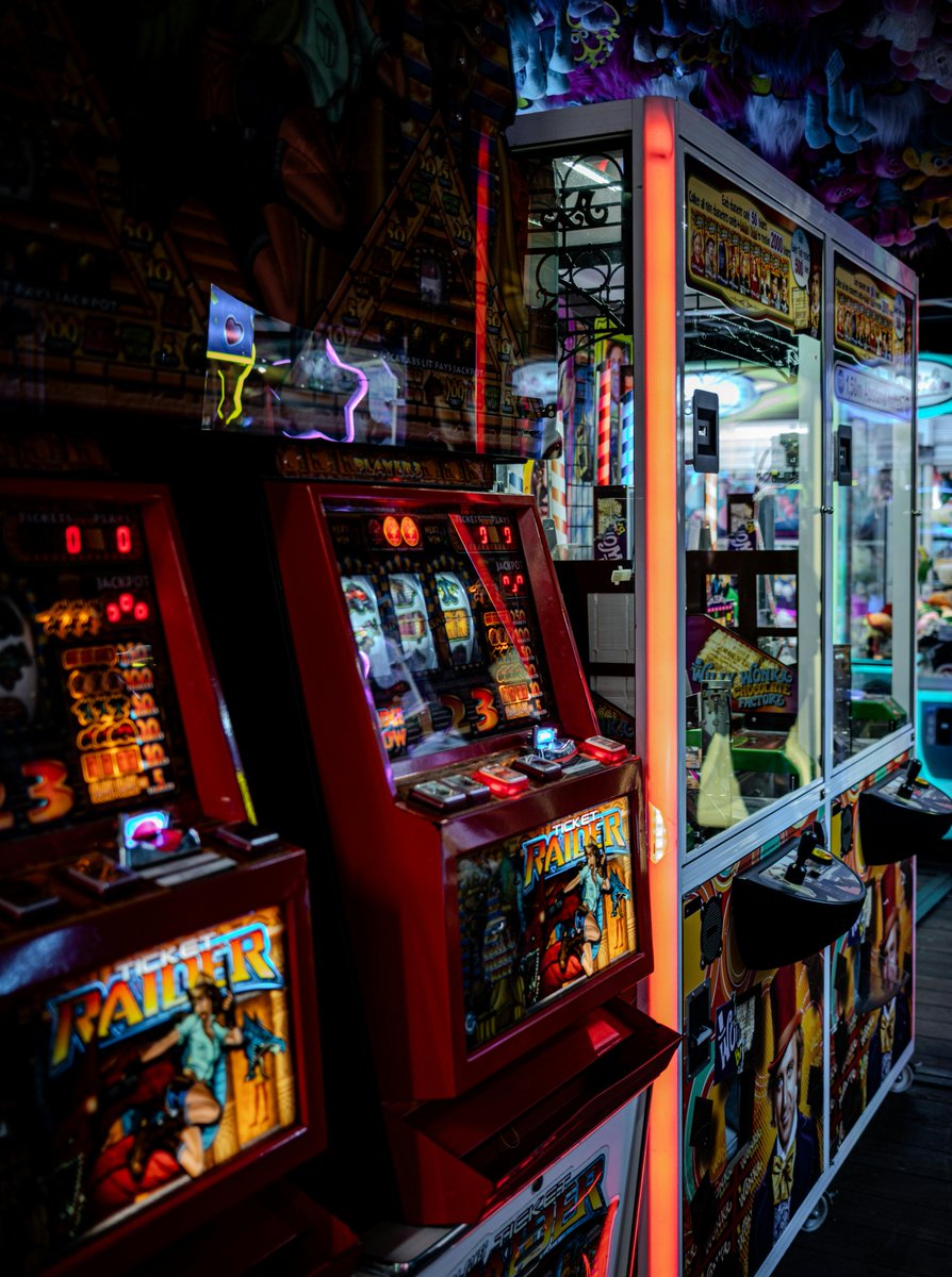 mancaveimprove's tweet image. 🎮 Joysticks. Beeps. Game over sounds.
Arcade mode = ON 🔥
➡️ mancaveimprovement.com
#ArcadeCave #RetroGamingVibes