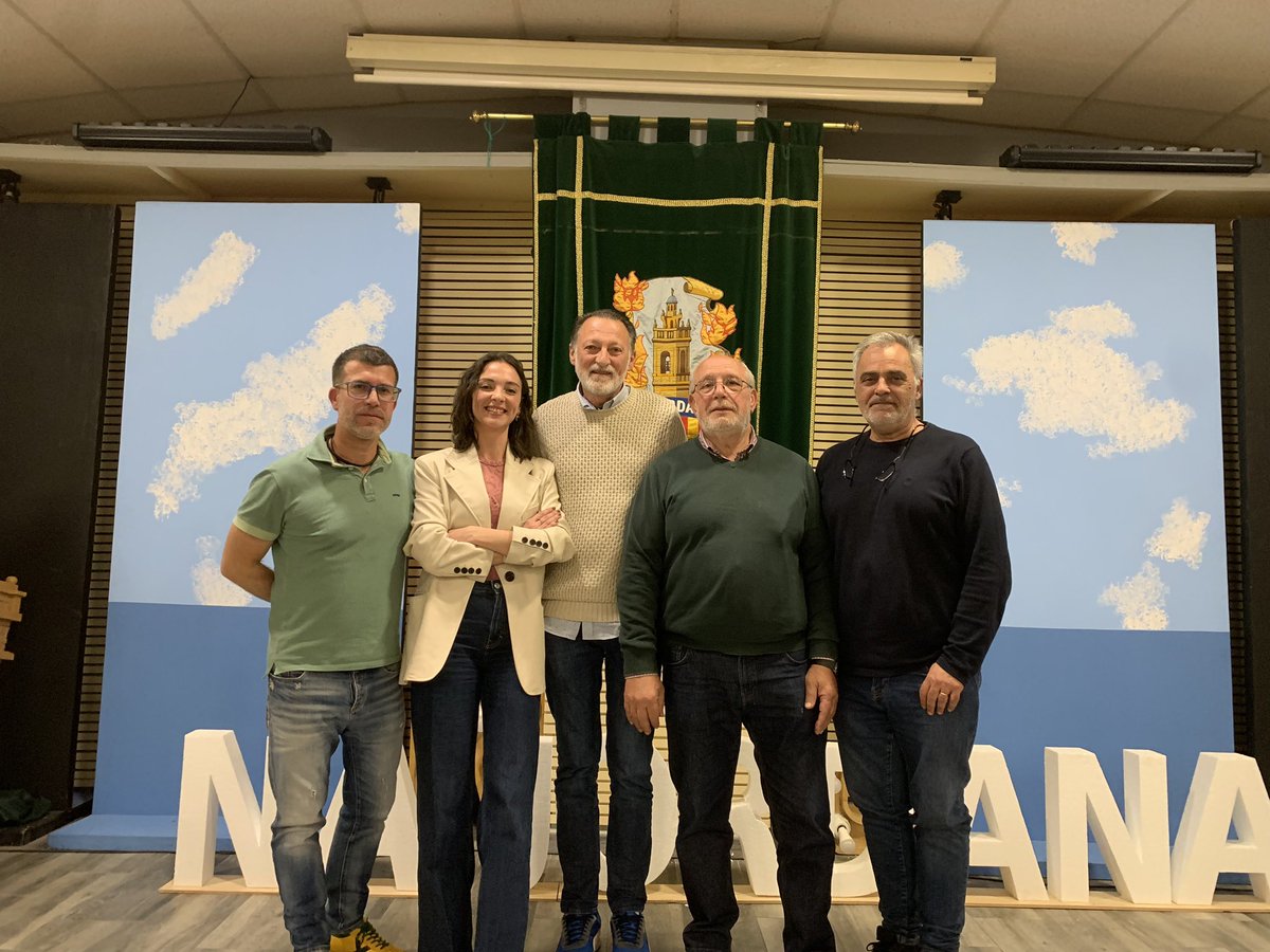 najordana's tweet image. Aquesta és la nova Junta Gestora al coapdavant de la comissió: Jose Vicente Llopis, Paco Bartual, Enrique Ángeles, Pere Borrego i Núria Llopis.

Hui comença una nova etapa. I amb ella, el compromís de continuar cuidant, projectant i fent créixer Na Jordana” Enhorabona xics.