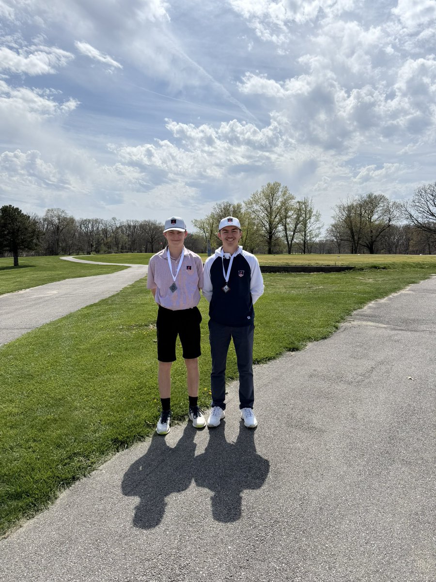 LindsayLHS's tweet image. Record breaking day for Liberty golf!!
* We set a new school record for a tournament team score shooting 283
* 1st place as a Team/🥇winning by 16 shots

* Cole Packingham 63/1st 🥇 
*Cameron Winkler 72T-2nd🥈
*Dylan Handlan 74/ T-7th
*Cooper Ludwig 74/ T-7th
    
Awesome Job!!