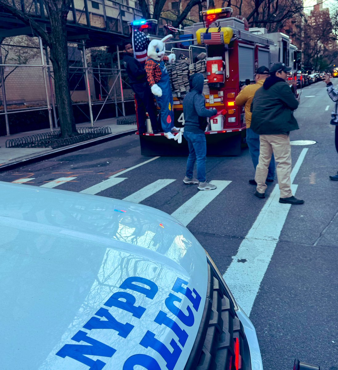 Here comes Peter Cottontail! 🐰 

Easter bunny sighting on the Upper East Side, reportedly hopping around the neighborhood — delivering Easter cheer to the brave children of the Ronald McDonald house! 🐣