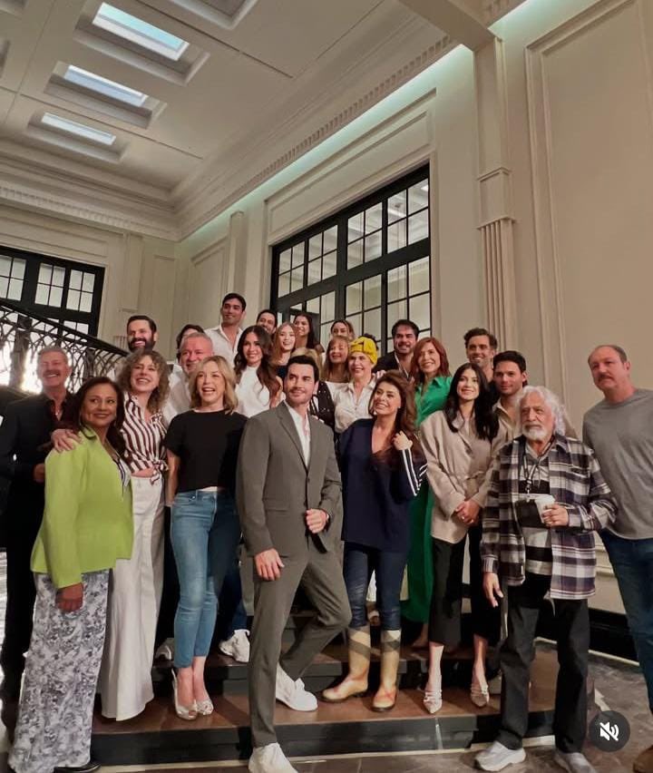 Primera junta del elenco de #LosHilosdelDestino próxima a iniciar grabaciones con nuestra <a href="/barbara_lopez21/">Barbara Lopez</a> de protagonista 🤩

#BárbaraLópez