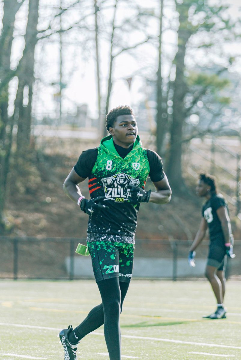 Evin McDowell 6’2 26’ CB tweet media