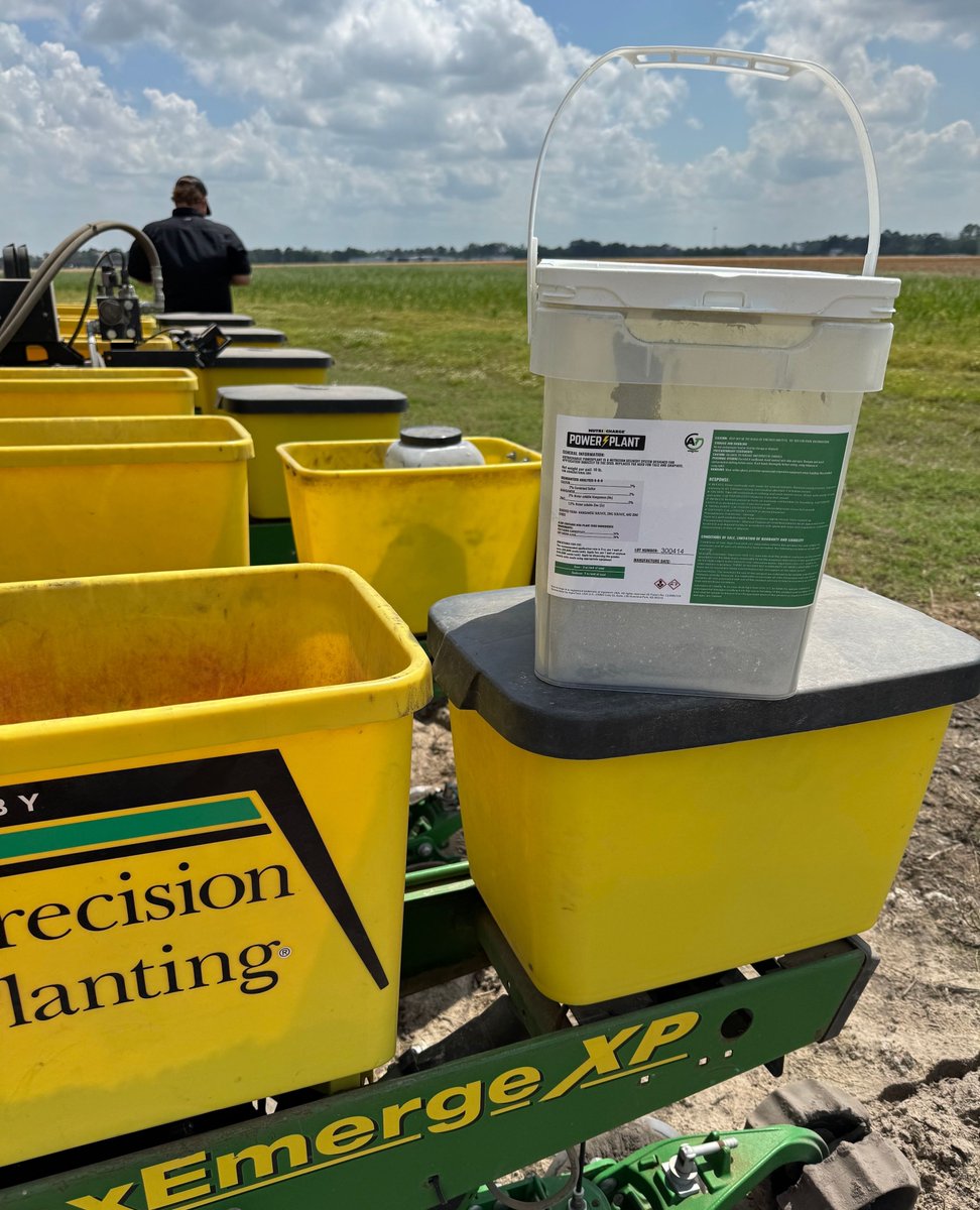 NutriCharge® POWERPLANT isn't just another seed treatment—it's a smart solution designed to unlock early-season success. By improving phosphorus availability at planting, this formula sets your crops up for vigorous early growth.
#NutriCharge #PowerPlant #AgroTechUSA
