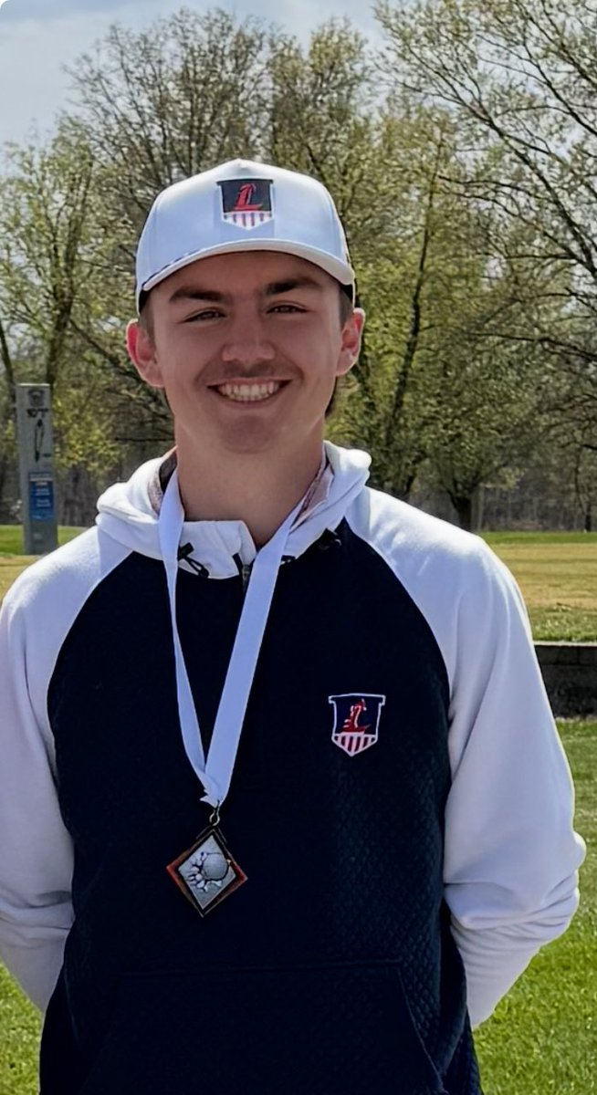 LindsayLHS's tweet image. Cole Packingham broke several school records today!!
**63/-7 
lowest 18 hole score in school history 
** 8 Birdies in a round
** 6 birdies in a row 
** lowest 9 holes/ shooting a 30 on the front 9

Amazing day Cole!!