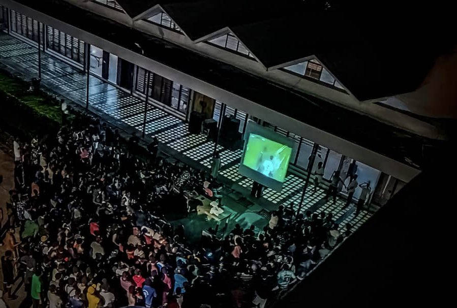 Powerful_Conti's tweet photo. Watching a football match at Conti is something else🥹🔥

The tears of madridistas is brought to you by The gunners https://t.co/Njum57IiHd