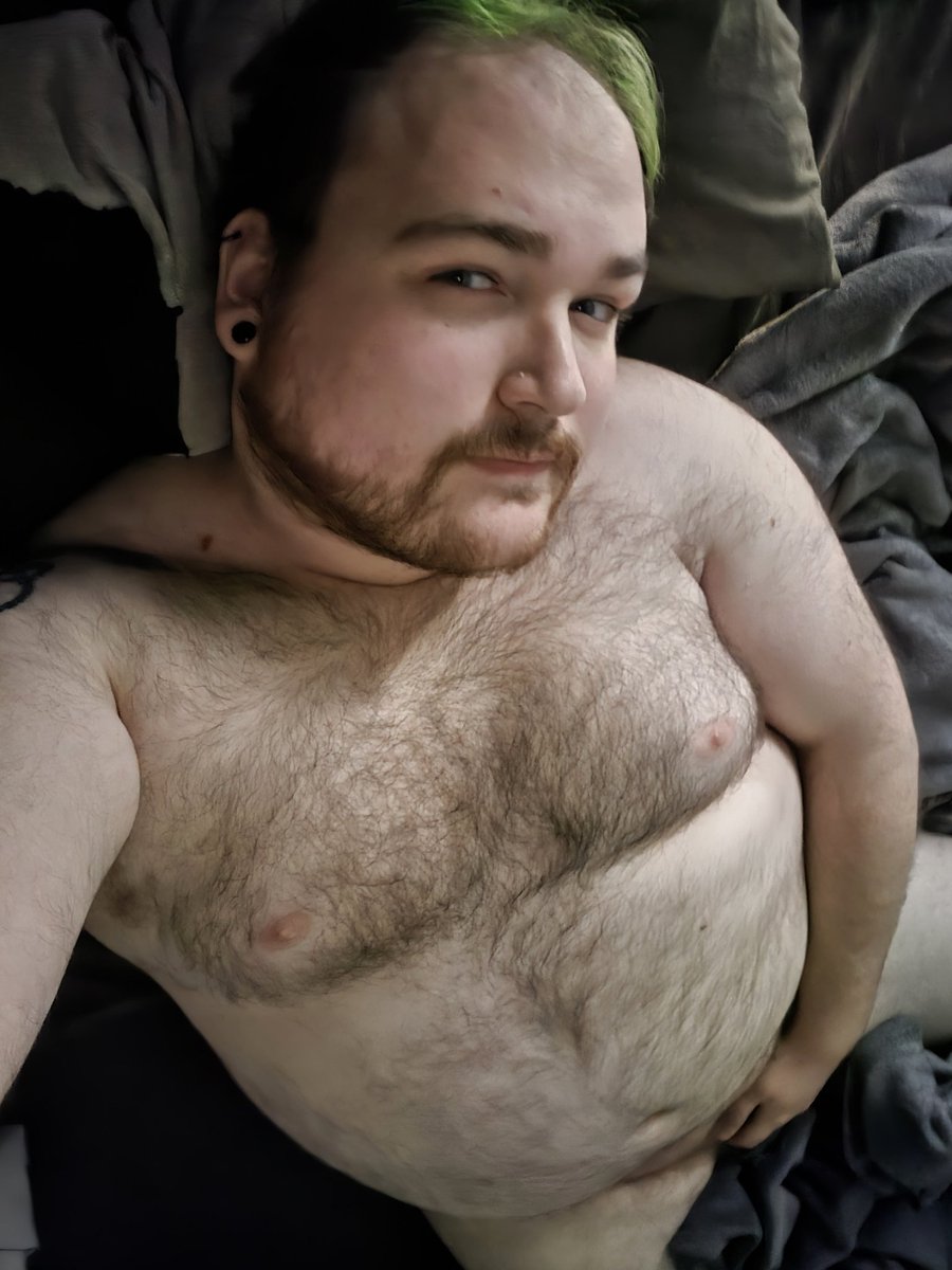 That1Cub's tweet photo. Idk if yall know, but ya boy streams in Twitch too 🤭 I may look like this now but don't worry, I'll be playing with swords later....on my first playthrough of Elden Ring at least 😉😈 https://t.co/ggziO1fbHb https://t.co/gveijy1fOh