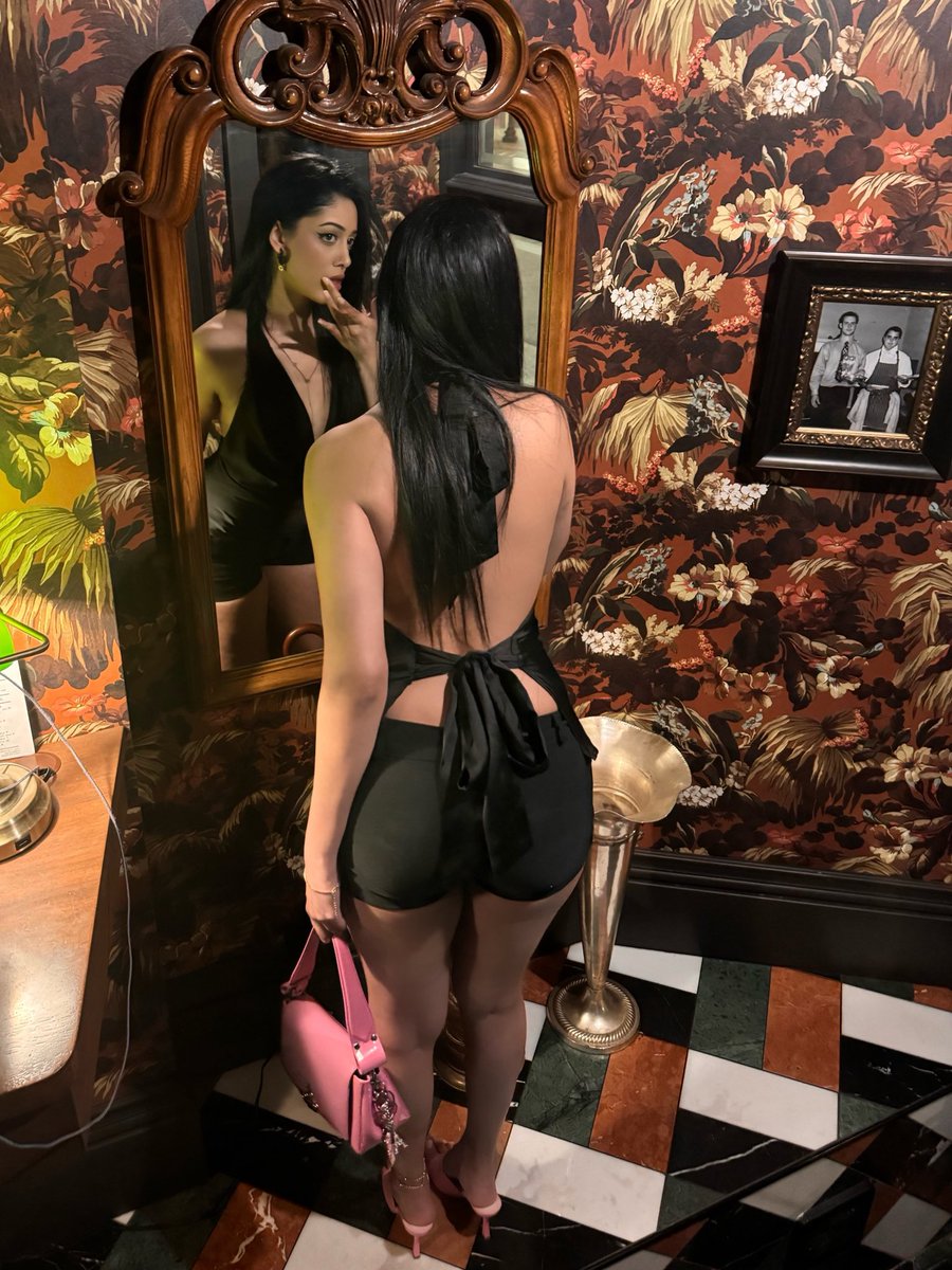 itsjasssi's tweet image. 🎂🎀