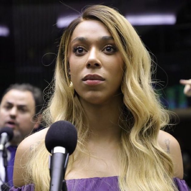 meioindep's tweet image. 🚨ATENÇÃO: Embaixada dos EUA responde Érika Hilton e afirma que só existem dois gêneros: masculino e feminino