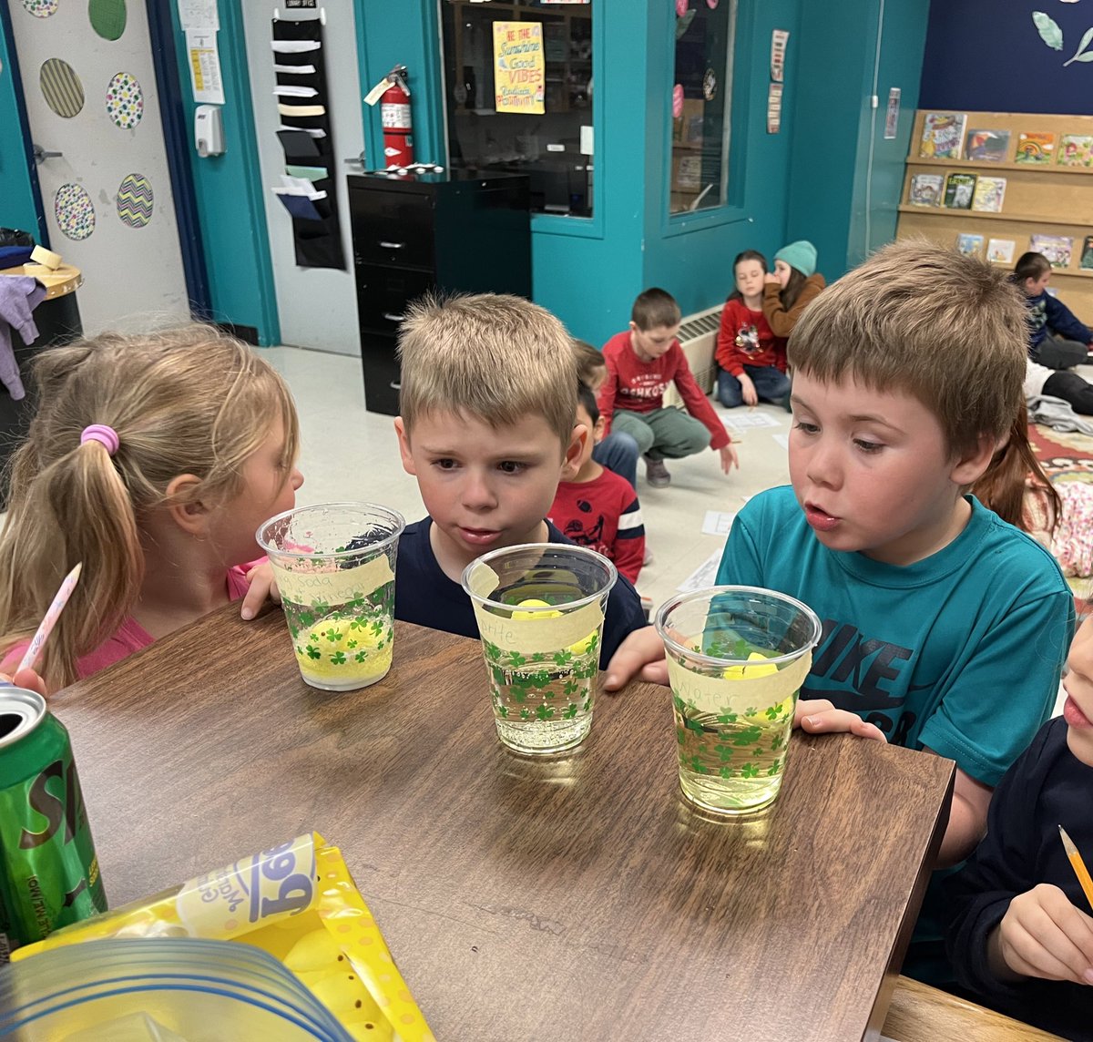 mspenneysclass's tweet photo. Lots of STEM activities in K-3 this week! @bishopwhiteNL @NLSchoolsCA https://t.co/T2SgeMDle7