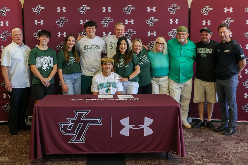 Big congrats to the 6️⃣ amazing JHS student-athletes signing to compete at the next level! Your hard work paid off — we’re proud and excited for what’s ahead. #ForeverATrojan (3/3)

⚽️ Mason Winters - @NSURiverhawks
🏈 Nate Domeck - @NSURiverhawks