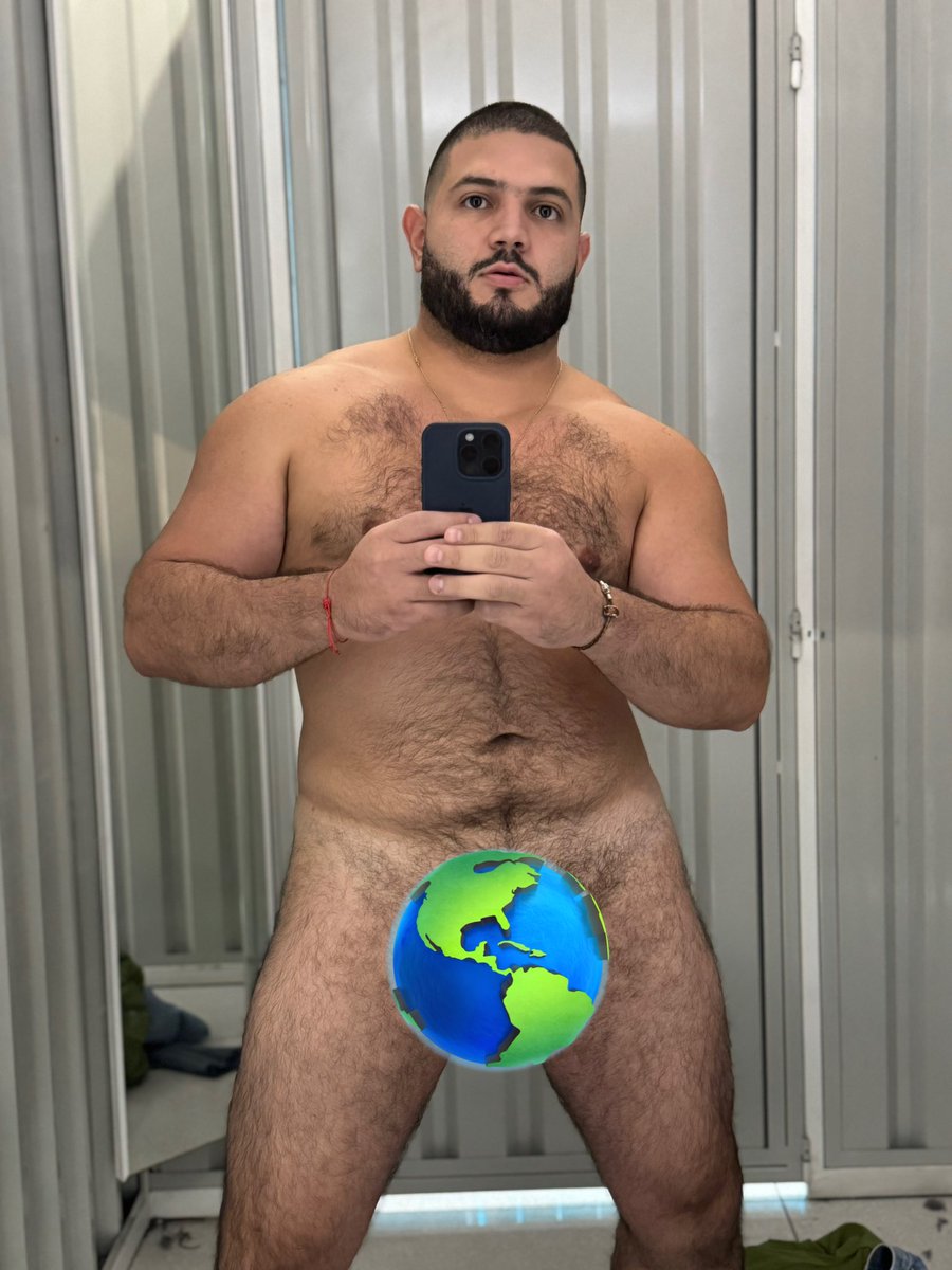 Siempre que veo probadores, aprovecho 📸🤳🥵 más en la página azul 😈

onlyfans.com/leogarciadubb