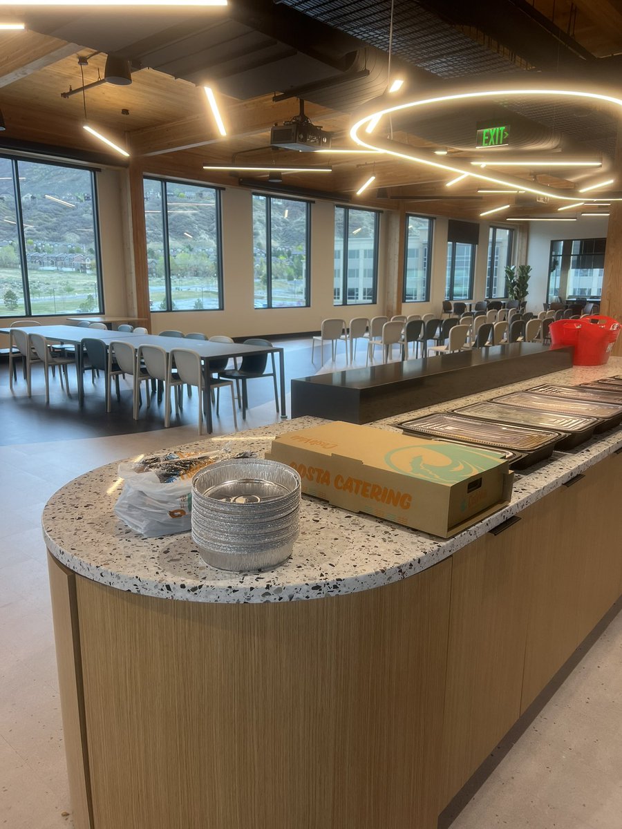 Nicki Sanders tweet media