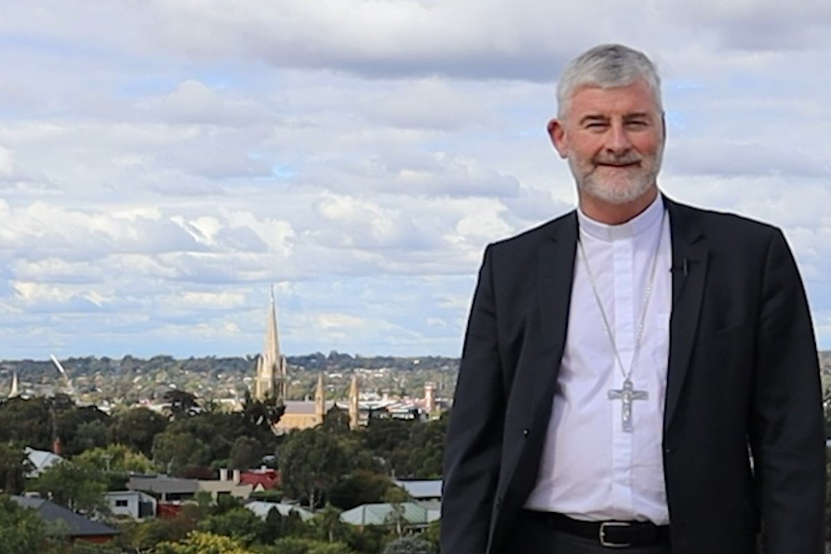 D_of_Sandhurst's tweet photo. An Easter Message from Bishop Shane Mackinlay - https://t.co/svjhvPCCQr https://t.co/DVSFW1f5bv
