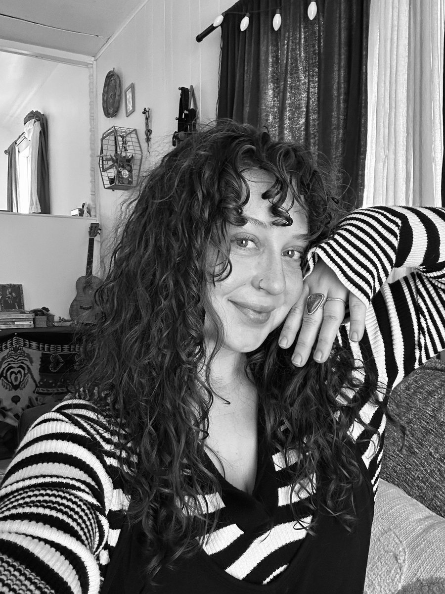 ➡️Custom video DEAL!⬅️
$100 for 15 mins..usually worth ($225)
.
.
.
Message me on here for payment options.
.
.
⚠️Deal ends tomorrow in 24 hours!!!⚠️