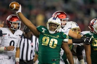 DarrellGross (@darrellgross0) on Twitter photo #AGTG after a great talk with <a href="/CoachJTaylorUSF/">Jack Taylor</a> I am blessed to receive an offer from south florida <a href="/CoachB_Lairy/">COACH B. LAIRY 🖤🏈</a> <a href="/_CoachFive/">George Frazier V</a> <a href="/CoachStory_EMCC/">Michael Story</a> #AGTG after a great talk with <a href="/CoachJTaylorUSF/">Jack Taylor</a> I am blessed to receive an offer from south florida <a href="/CoachB_Lairy/">COACH B. LAIRY 🖤🏈</a> <a href="/_CoachFive/">George Frazier V</a> <a href="/CoachStory_EMCC/">Michael Story</a>