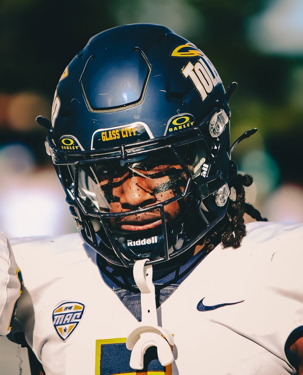 JeremiahD2027's tweet image. AGTG After a great conversation with @aj_harrisonjr &amp;amp; @CoachNCole I am beyond blessed to recieve my 7th D1 🅾️ffer from Toledo #Weballing 🚀

@LanceClark3 @ChadSimmons_ @BrandonHuffman @ArRecruitingGuy @CharlesPower @TomLoy247 @Bdrumm_Rivals @ARPrepSports @PrepRedzoneAR