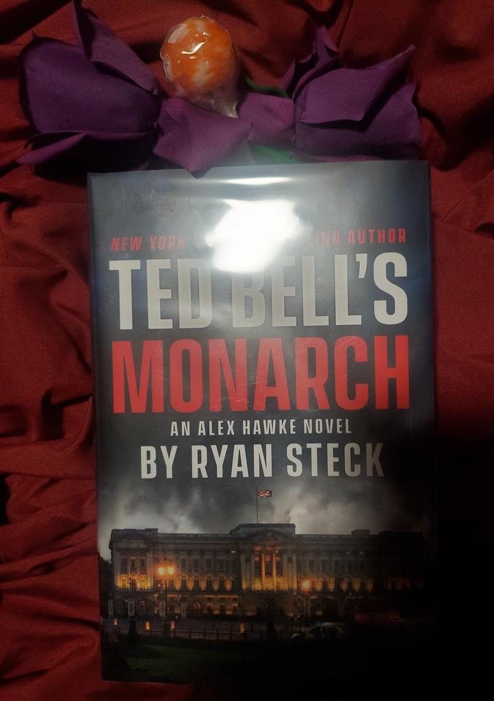 Look what I managed to snag today 🤩 <a href="/RyanSteckAuthor/">Ryan Steck</a>, <a href="/TheRealBookSpy/">The Real Book Spy</a>
