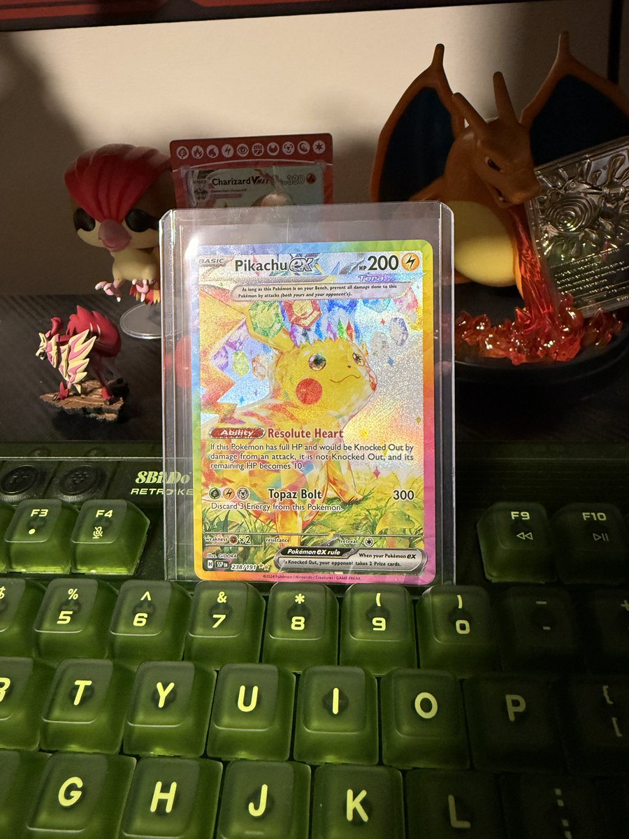 JeremyEppley's tweet photo. Iono’s Bellibolt EX box for the damn win!! #TCG #Pokemon https://t.co/0fsCQXVwJo