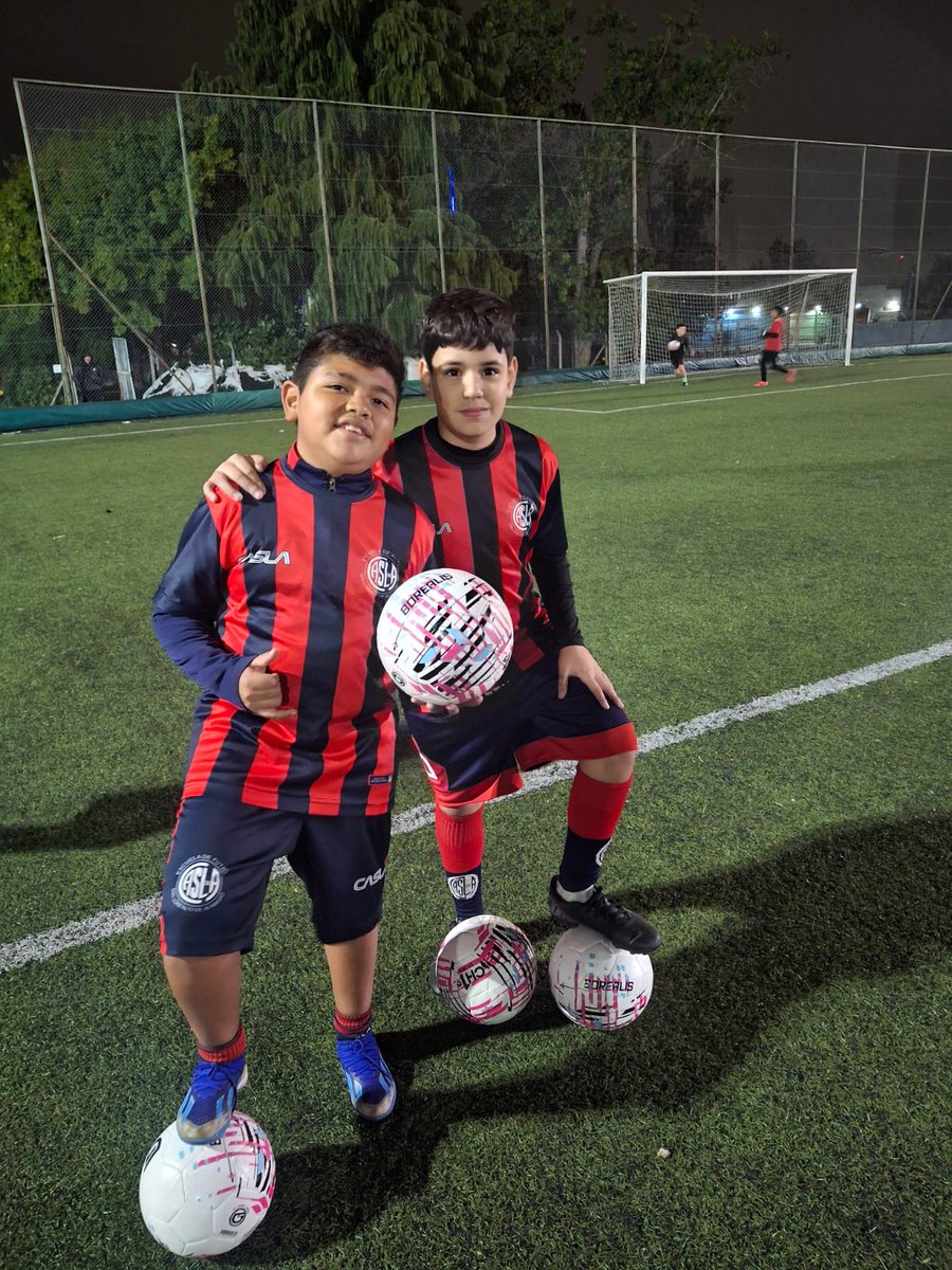 ESCUELA FUTBOL CASLA tweet media