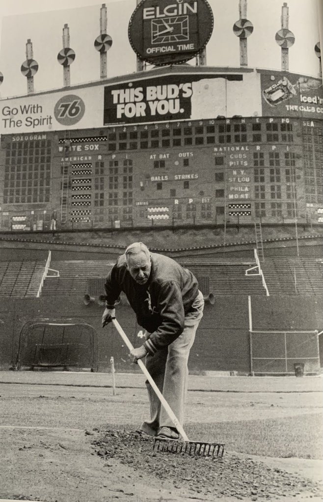 𝐂𝐎𝐌𝐈𝐒𝐊𝐄𝐘 𝐂𝐑𝐄𝐖 tweet media