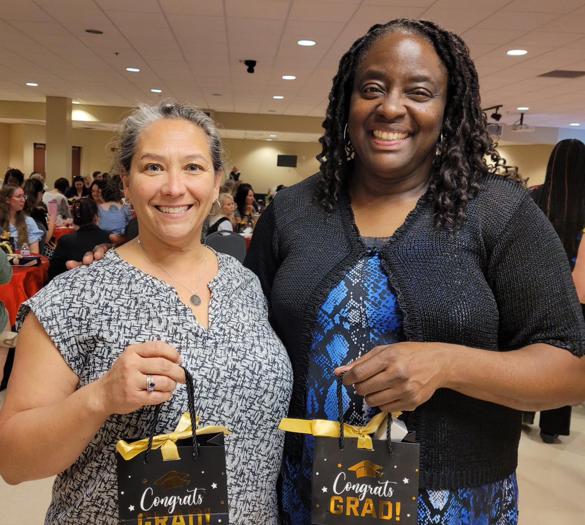 Dean Yoder (@deanyoder3) on Twitter photo Congratulations to Pearson’s Abi NeSmith and Johanne Jean-Jacques for graduating from the Cobb Leadership Academy this evening! <a href="/CobbSchools/">Cobb County Schools</a> <a href="/pearsonpilots/">pearsonpilots</a> Congratulations to Pearson’s Abi NeSmith and Johanne Jean-Jacques for graduating from the Cobb Leadership Academy this evening! <a href="/CobbSchools/">Cobb County Schools</a> <a href="/pearsonpilots/">pearsonpilots</a>