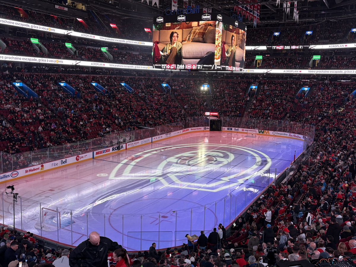 Hello Bell Centre - go <a href="/BradlyNadeau/">Bradly Nadeau</a>!