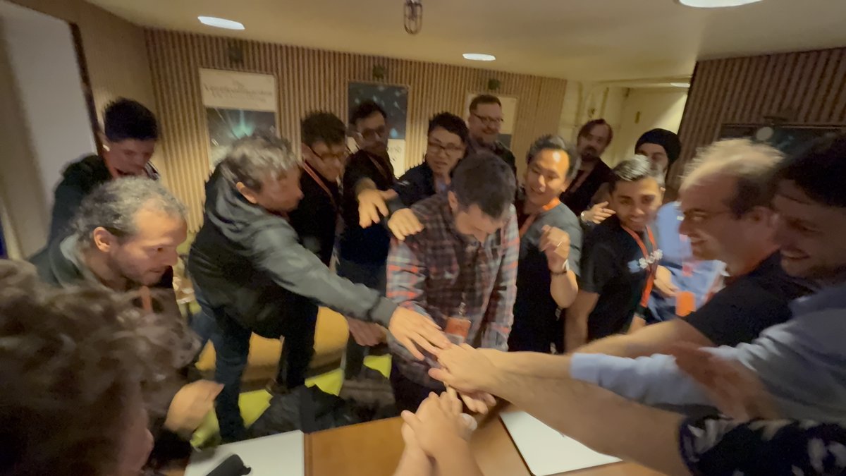 Orange DAO 🍊 | founders wanted tweet media