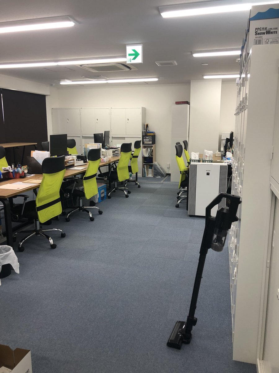 今日も事務所の掃除から。
おはようございます。