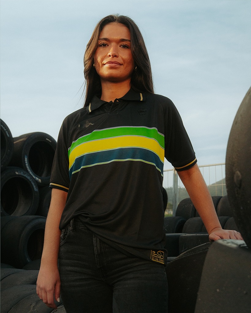 Estoril Praia have unveiled their new 24/25 fourth football shirt, which pays tribute to Ayrton Senna and marks 40 years since his first Formula 1 win at the Estoril Circuit.

Read more: footballshirtculture.com/new-kits/estor…

#estorilpraia #ayrtonsenna #kappasport