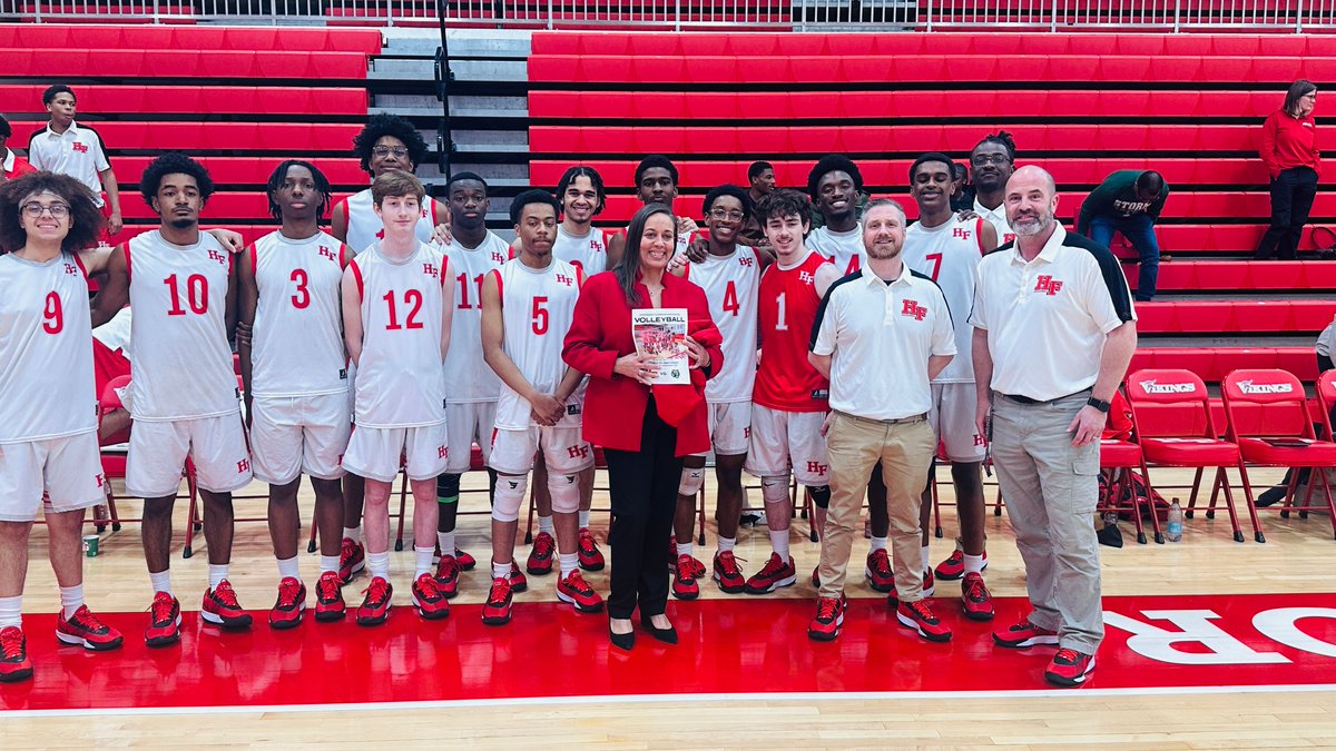 HFboysVolley's tweet image. Welcome to the Viking family, Dr. Norrell! 🏐  We’re honored that your first Viking event was an HFVB match! Thank you for your support—can’t wait to see you cheering us on all season long! 

#HFVB #VikingPride #WelcomeDrNorrell #OnceAVikingAlwaysAViking 
@hfhs_athletics @hfhs59