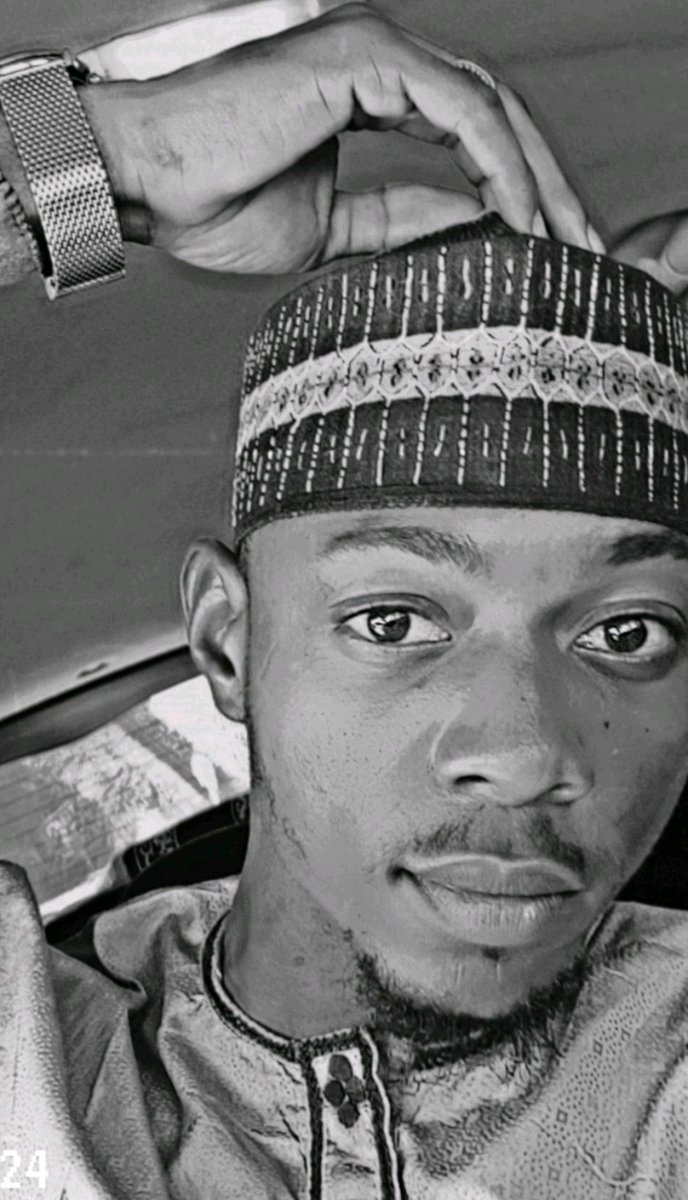 tobi_jnr's tweet photo. @Chinda1111 #BlackandWhite oya oo https://t.co/NN2XwO5D4K