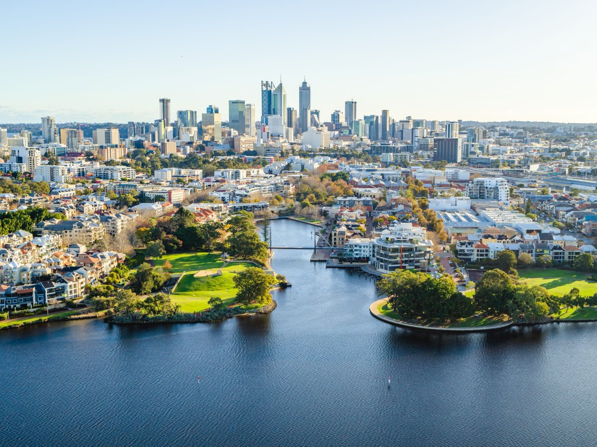 🚀 Early bird registrations for ConASTA 72 close on Mon 5 May! 

Join us in Perth for ConASTA 72: Eyes to the Future (7–10 July 2025)! Explore cutting-edge science, keynotes &amp; workshops &amp; network with top educators. 🌏🔬

Register now 👉 ow.ly/708x50VgZyw

#CONASTA72 #STEM