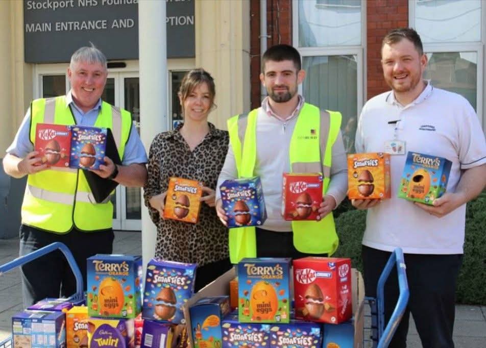 Stockport NHS Charity (@snhscharity) on Twitter photo A wonderful chocolate treat is on its way to patients being cared for at <a href="/StockportNHS/">Stockport NHS FT</a> this Easter
Heartfelt thanks to <a href="/City_Build/">City Build</a> and <a href="/ACopelandGroup/">A Copeland Group Limited</a> for this kind and very generous donation β₯οΈ A wonderful chocolate treat is on its way to patients being cared for at <a href="/StockportNHS/">Stockport NHS FT</a> this Easter
Heartfelt thanks to <a href="/City_Build/">City Build</a> and <a href="/ACopelandGroup/">A Copeland Group Limited</a> for this kind and very generous donation β₯οΈ