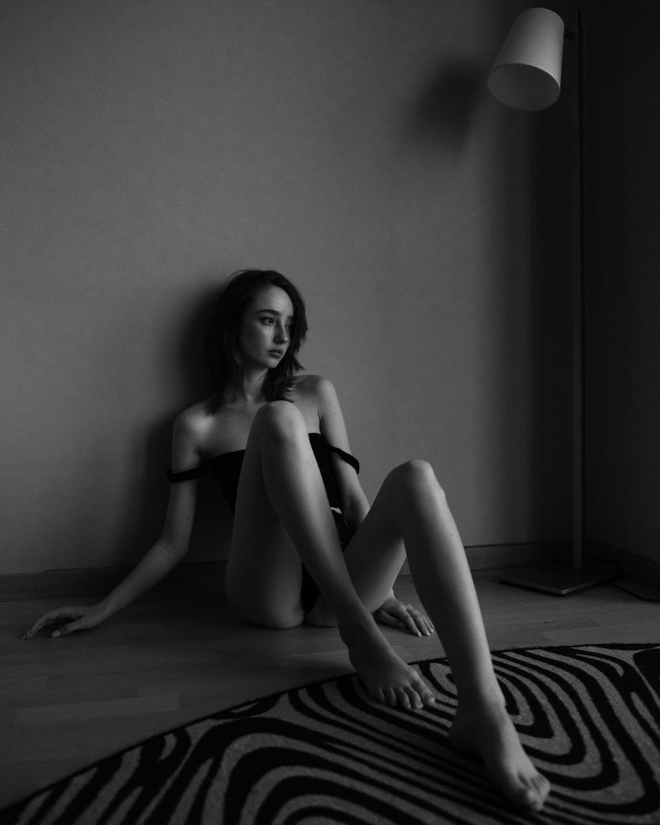 ㅤ
ㅤ⠀
⠀⠀⠀ 🔪 Buenas noches, 
⠀⠀⠀⠀⠀⠀    me quedaré en casa estos días.

                                 ⠀⠀⠀⠀⠀           ℓє тυєυя 🔪