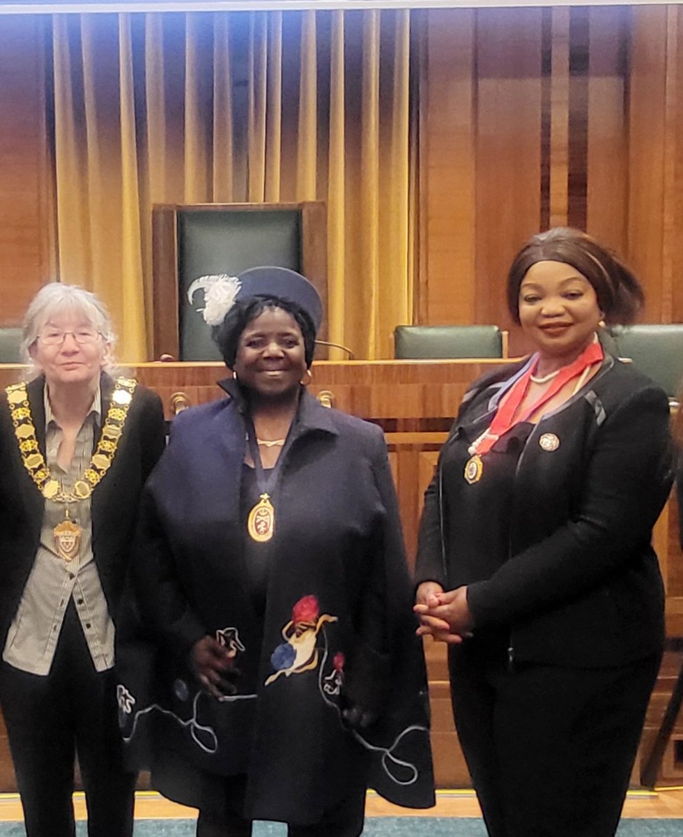 I was thrilled to join my friend, Sheila Suso-Runge, Hackney Speaker, at the High Sheriff's Youth Awards at Hackney Town Hall. Thank you to the High Sheriff of Greater London, Millicent Grant KC, for  recognising the achievements of our young people. It was a wonderful event