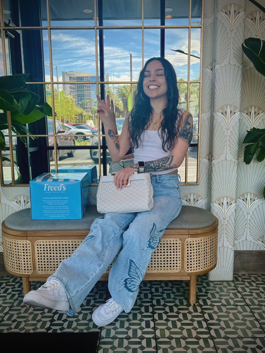 888rora's tweet image. 100 days sober.