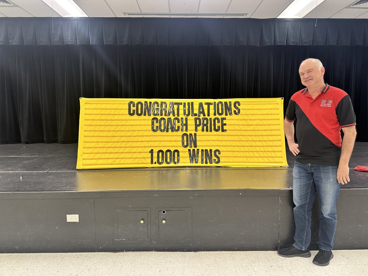Congratulations to Coach Jeff Price on his 1000th #ScholasticBowl win! His team will move on in the SMSC Championship! <a href="/athleticsbms/">Tim Haupt</a> <a href="/barrington220/">Barrington 220</a>
